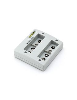 Carregador para pilhas de 9V com 4 bancos de carga independentes, controlo de carga por microprocessador e adaptador para carro.